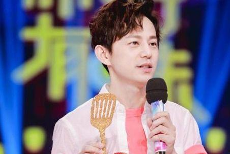 那英何炅最新爆料视频,娱乐圈幕后故事大公开