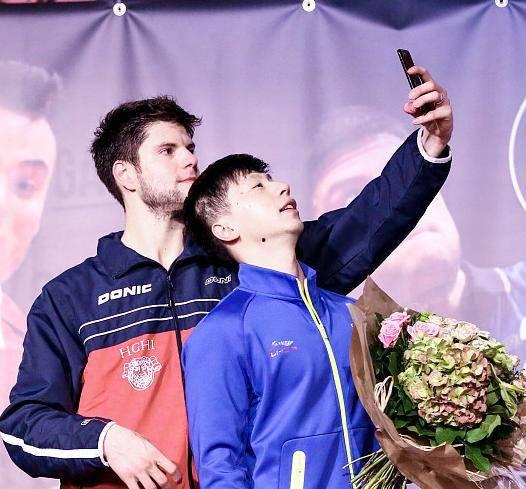 何静爆料汪正正视频在线观看,在线观看揭秘瞬间 第2张 何静爆料汪正正视频在线观看,在线观看揭秘瞬间 第2张